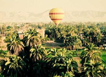 WeClone用微信聊天记录微调大语言模型